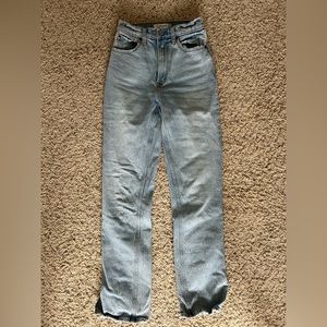 Abercrombie 90s Straight Ultra High Rise Jeans